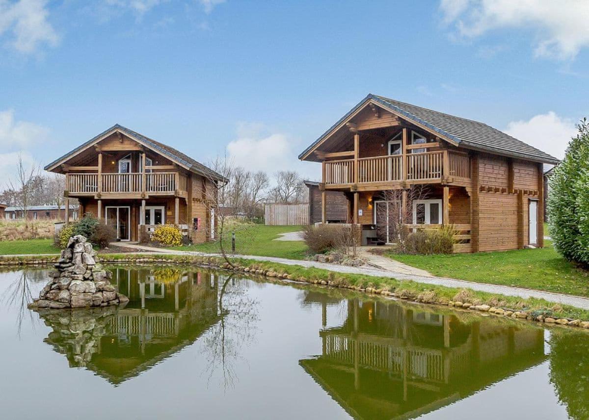 Woodland Lakes Lodges Thirsk Bagian luar foto