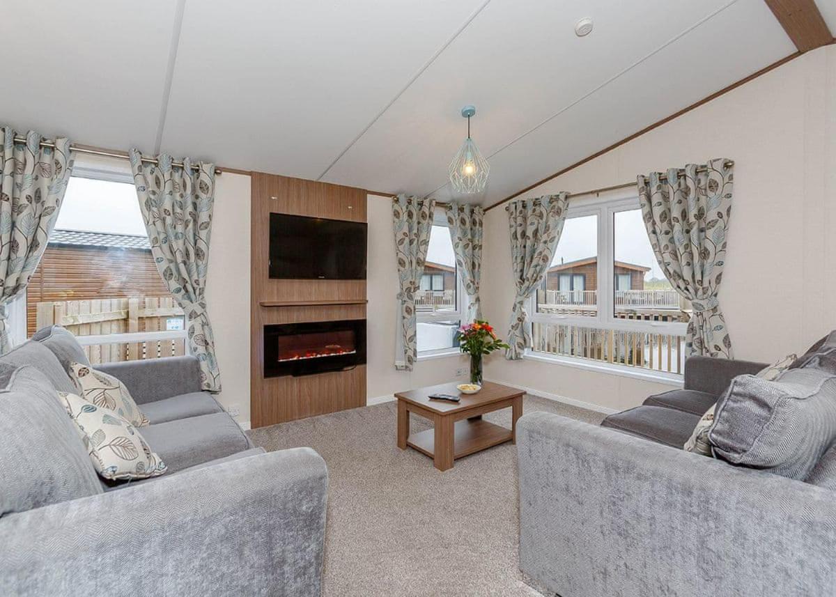 Woodland Lakes Lodges Thirsk Bagian luar foto